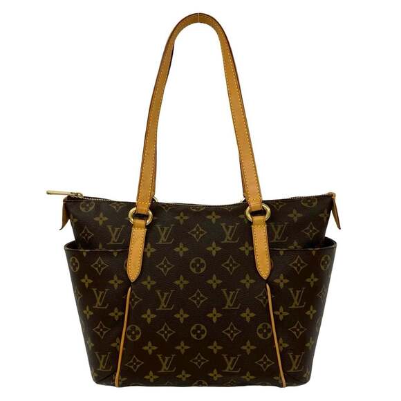 Louis Vuitton Handbags - LOUIS VUITTON Authentic Brown Monogram Leather Shoulder Bag